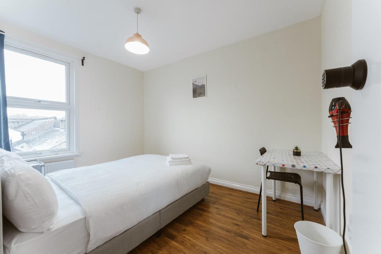 Mile End Rooms 57A London Eksteriør billede